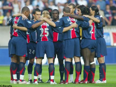 MINUTE  DE SILENCE