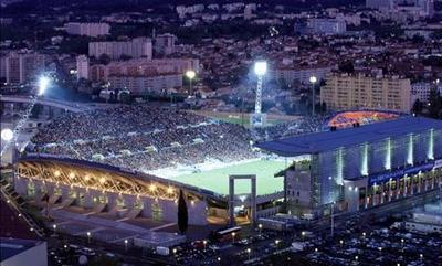 STADE DE MERDE!