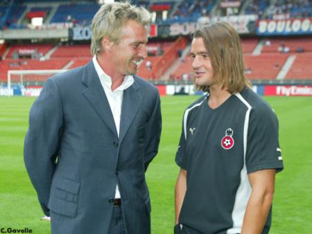 D.GINOLA  ET J.COBOS