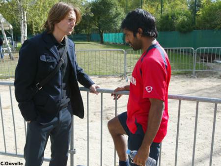 D. BRAVO ET V. DHORASOO
