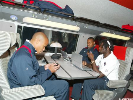 les joueurs dans le tgv