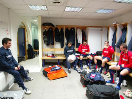 les joueurs qui se prepare pour l'entrainement